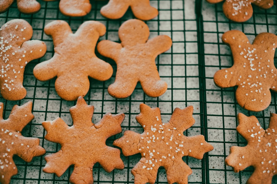 Photo Peeling Ginger - The Shocking Truth About Peeling Ginger Before Juicing (Most People Get This Wrong)